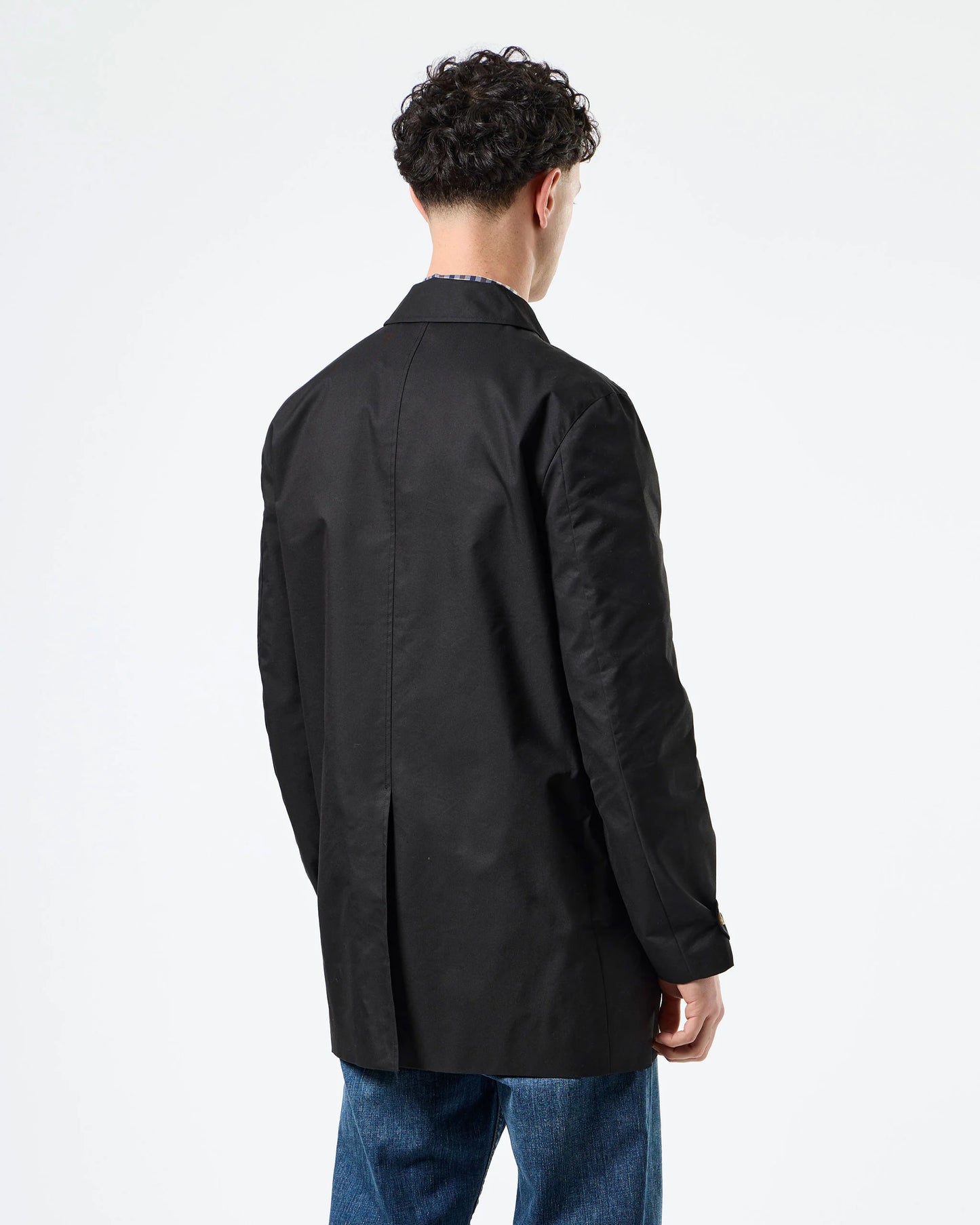 Weekend Offender Whitehouse Black