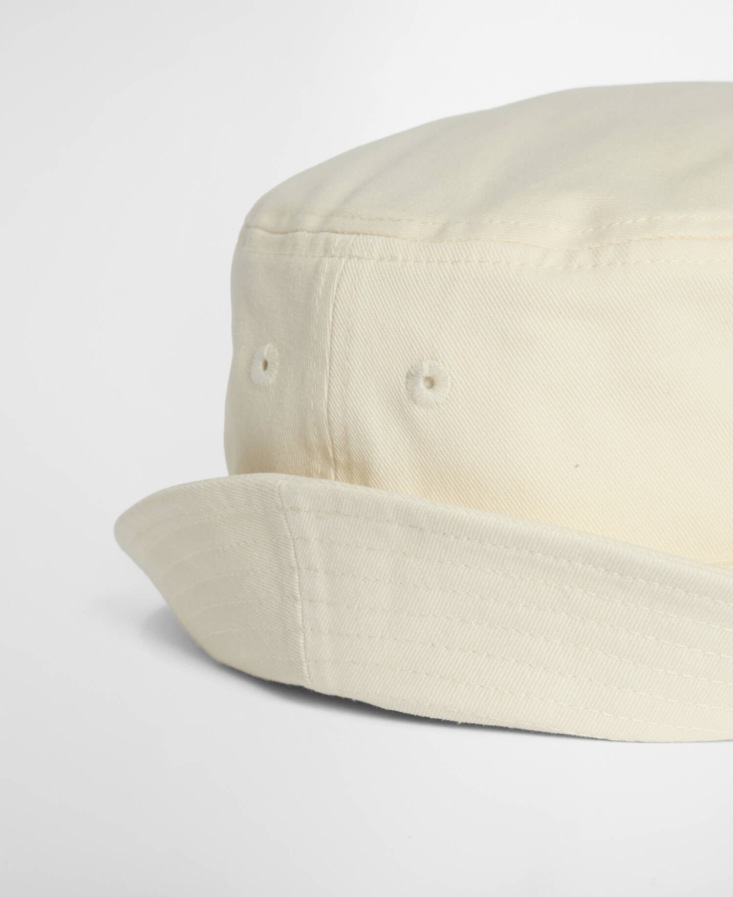 Barbour International Norton drill white