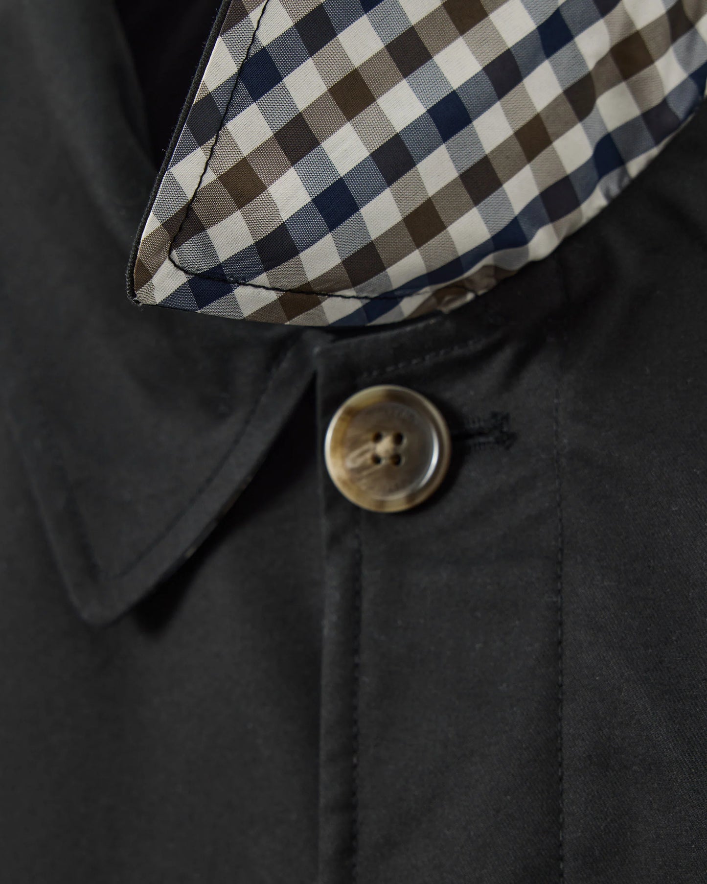 Weekend Offender Whitehouse Black