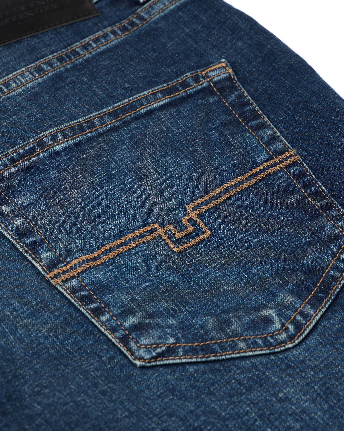 Weekend Offender Tapered fit dark vintage
