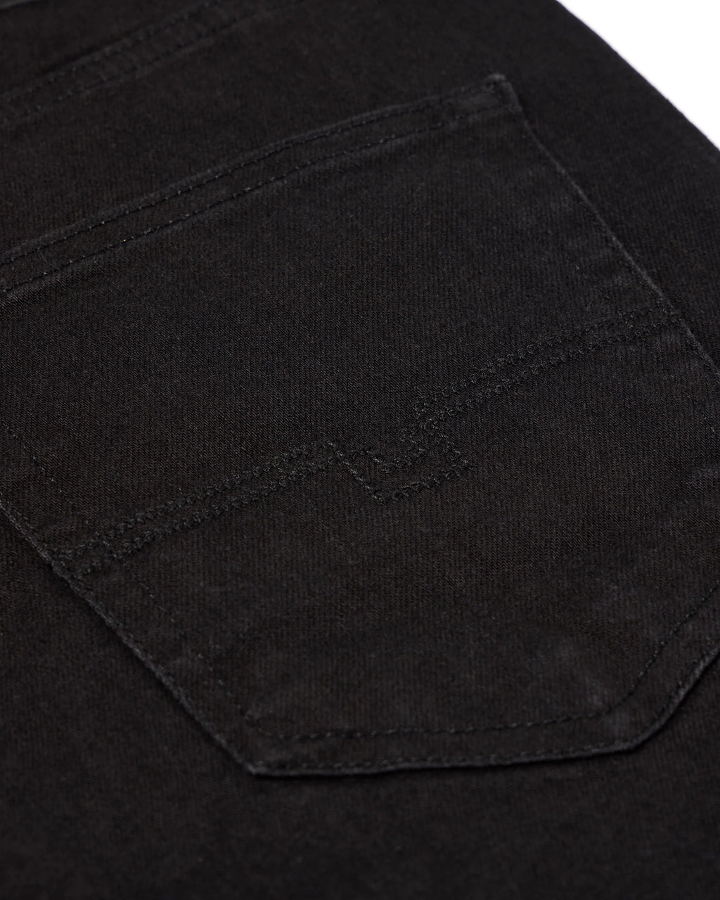 Weekend Offender Tapered fit black