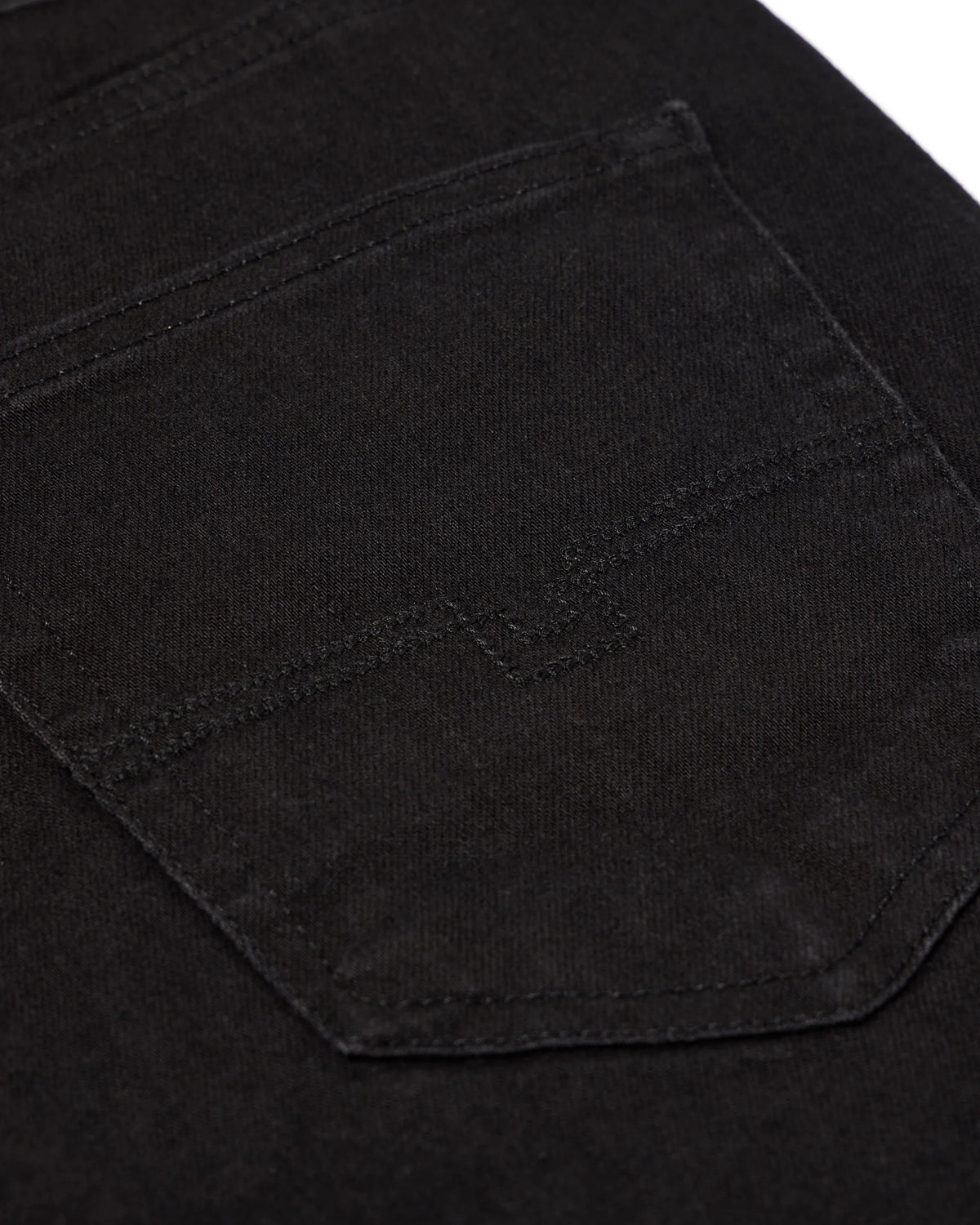 Weekend Offender Tapered fit black