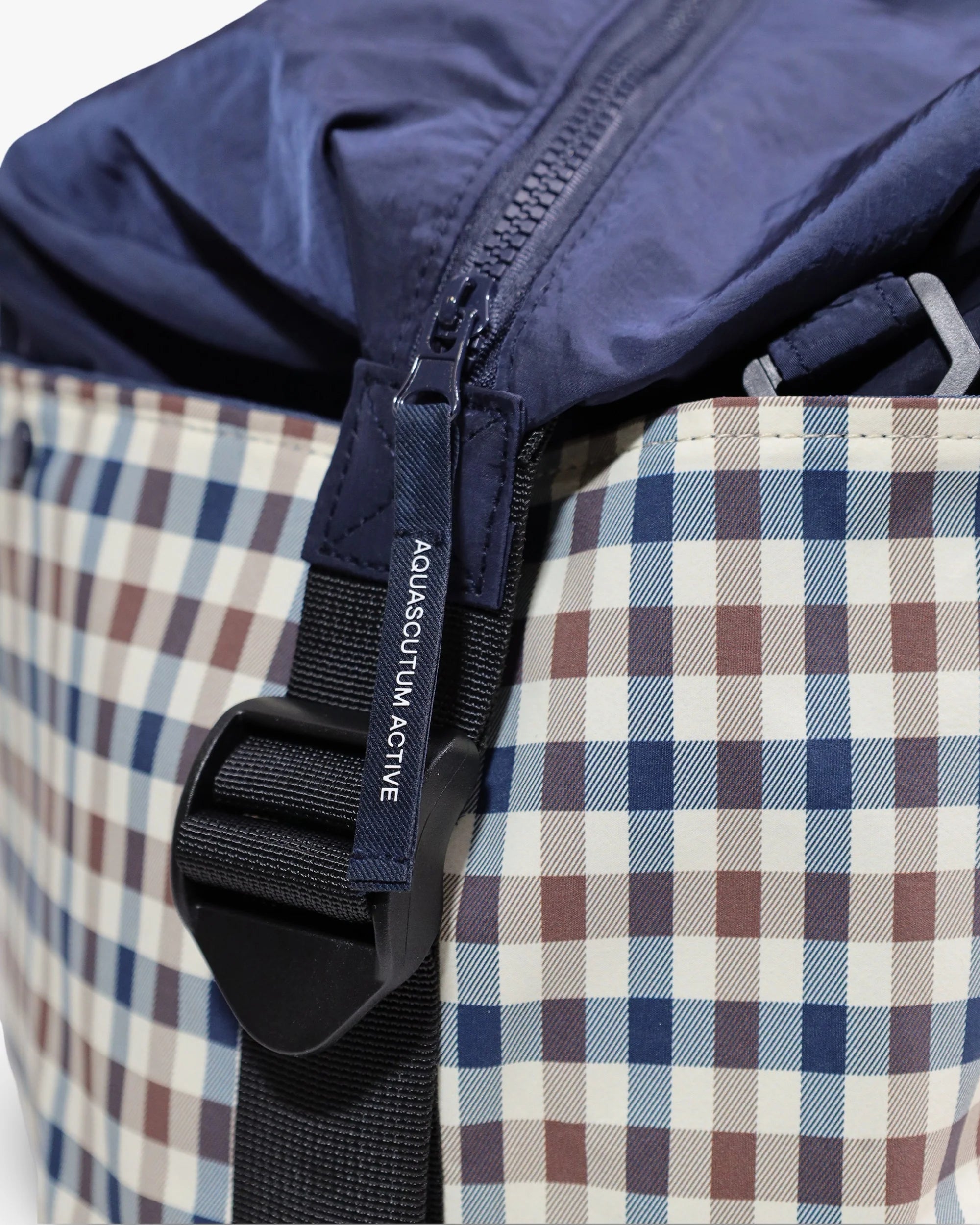 Aquascutum Lamina travel bag