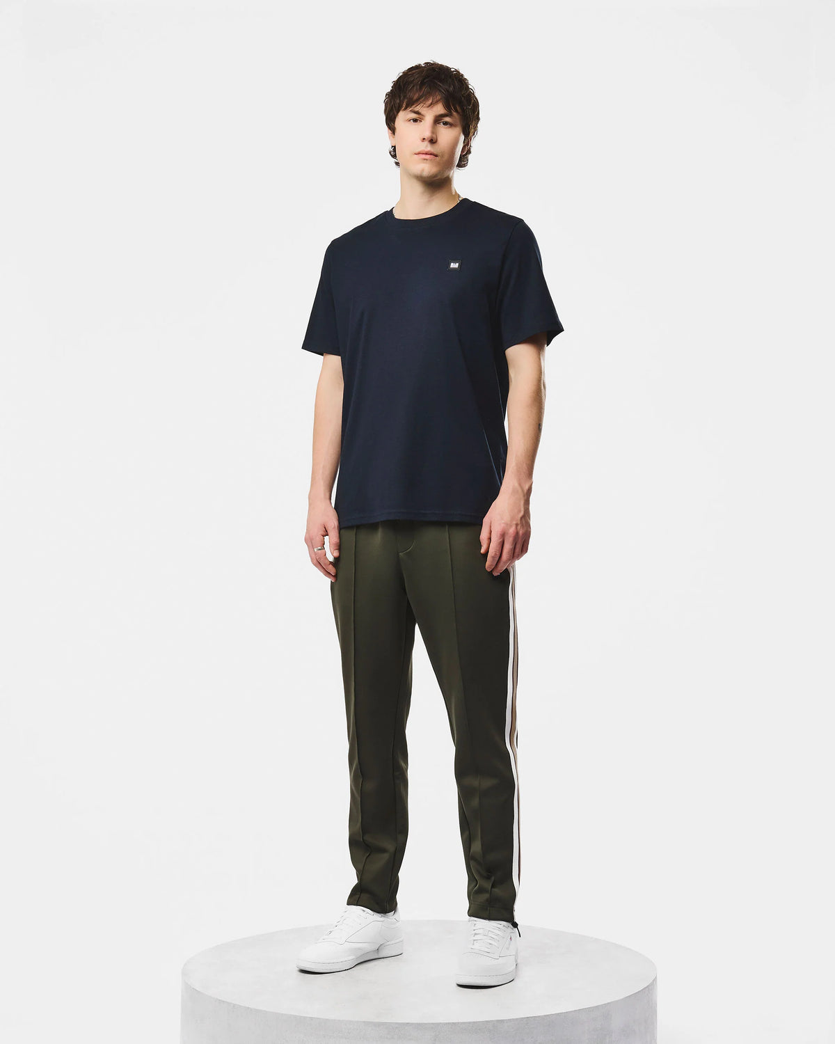 Weekend Offender Brooklands tee navy