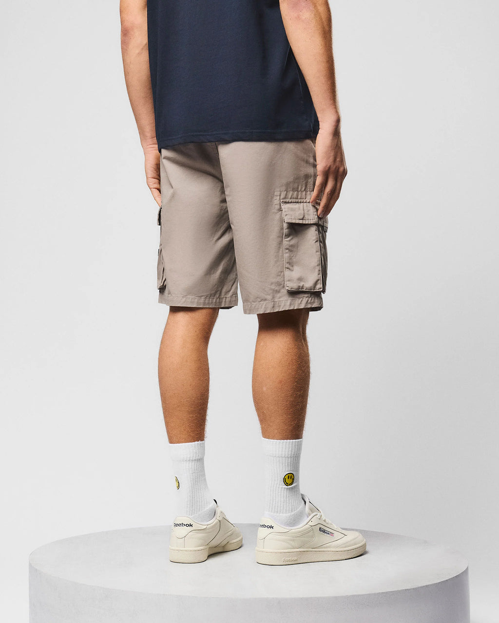 Weekend Offender Mascia cement