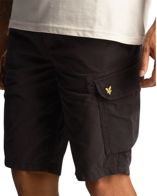 LYLE AND SCOTT WEMBLEY CARGO SHORT BLACK