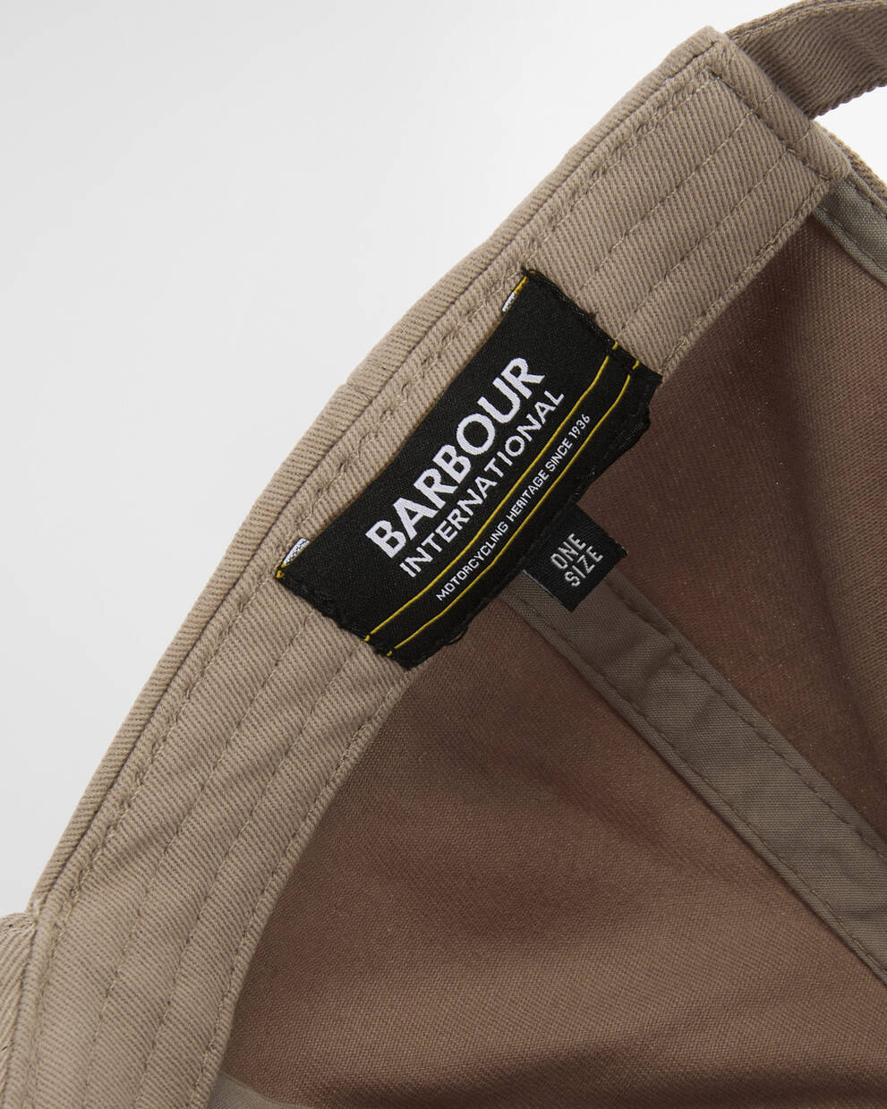 Barbour International Norton bedje
