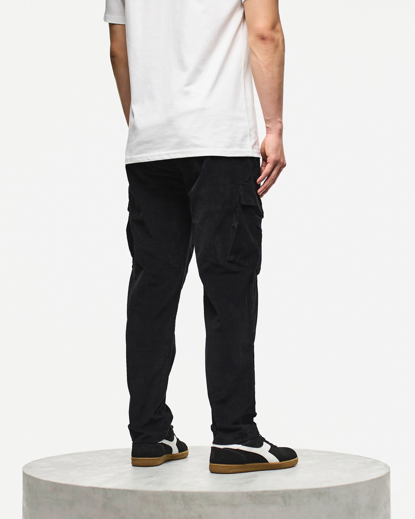 Weekend Offender Zanardi Cord Black