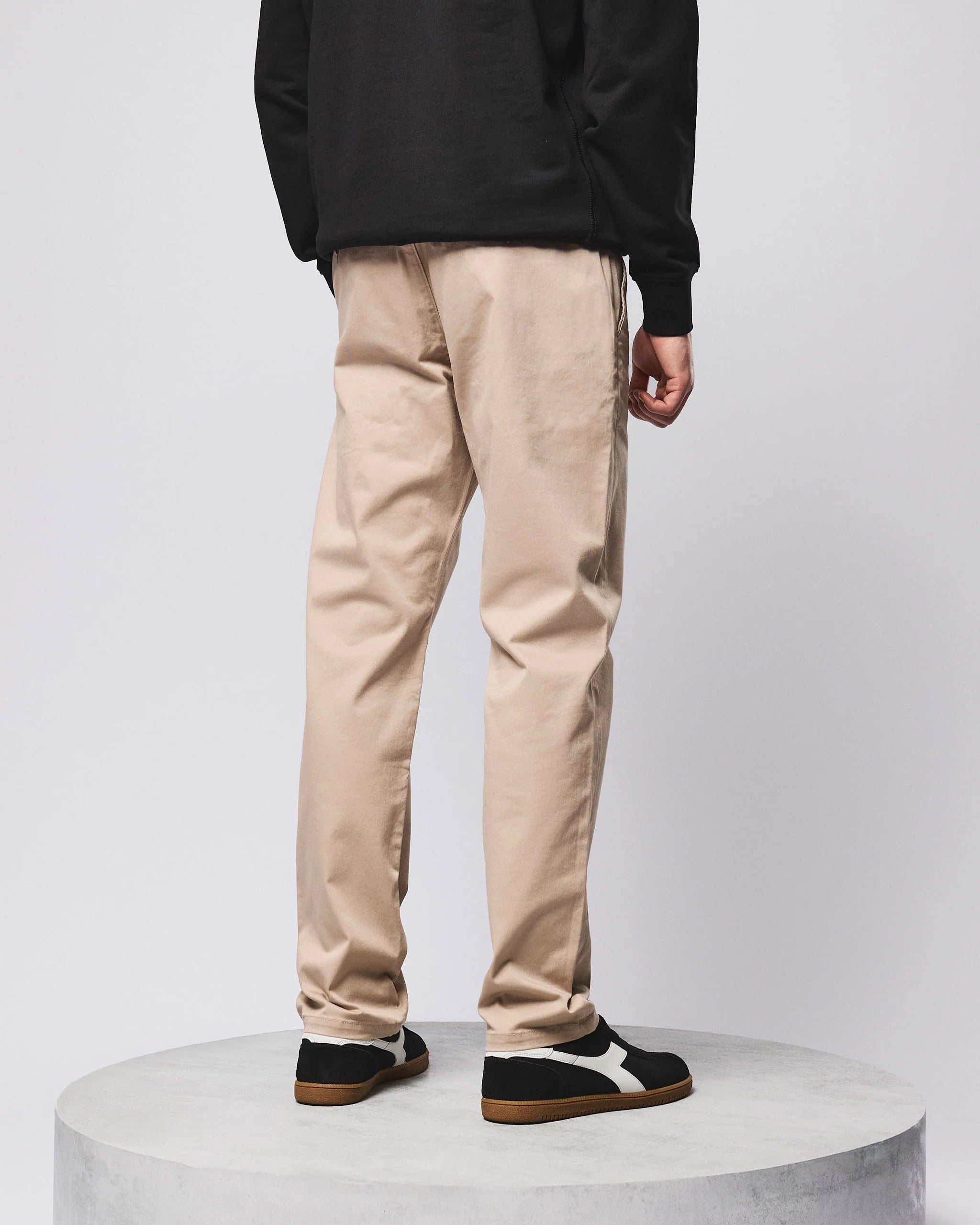 Weekend Offender Chino stone