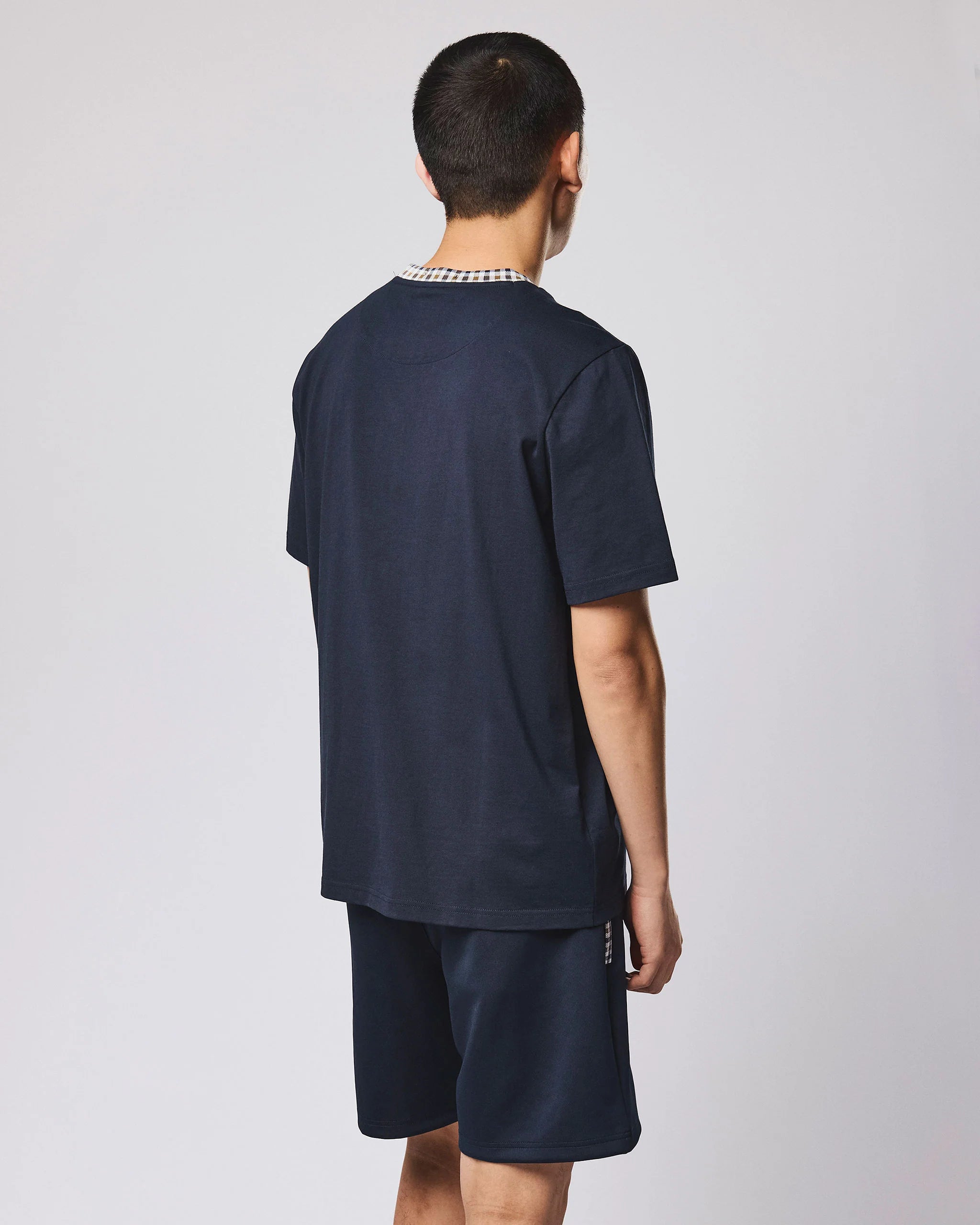 Weekend Offender Sila navy