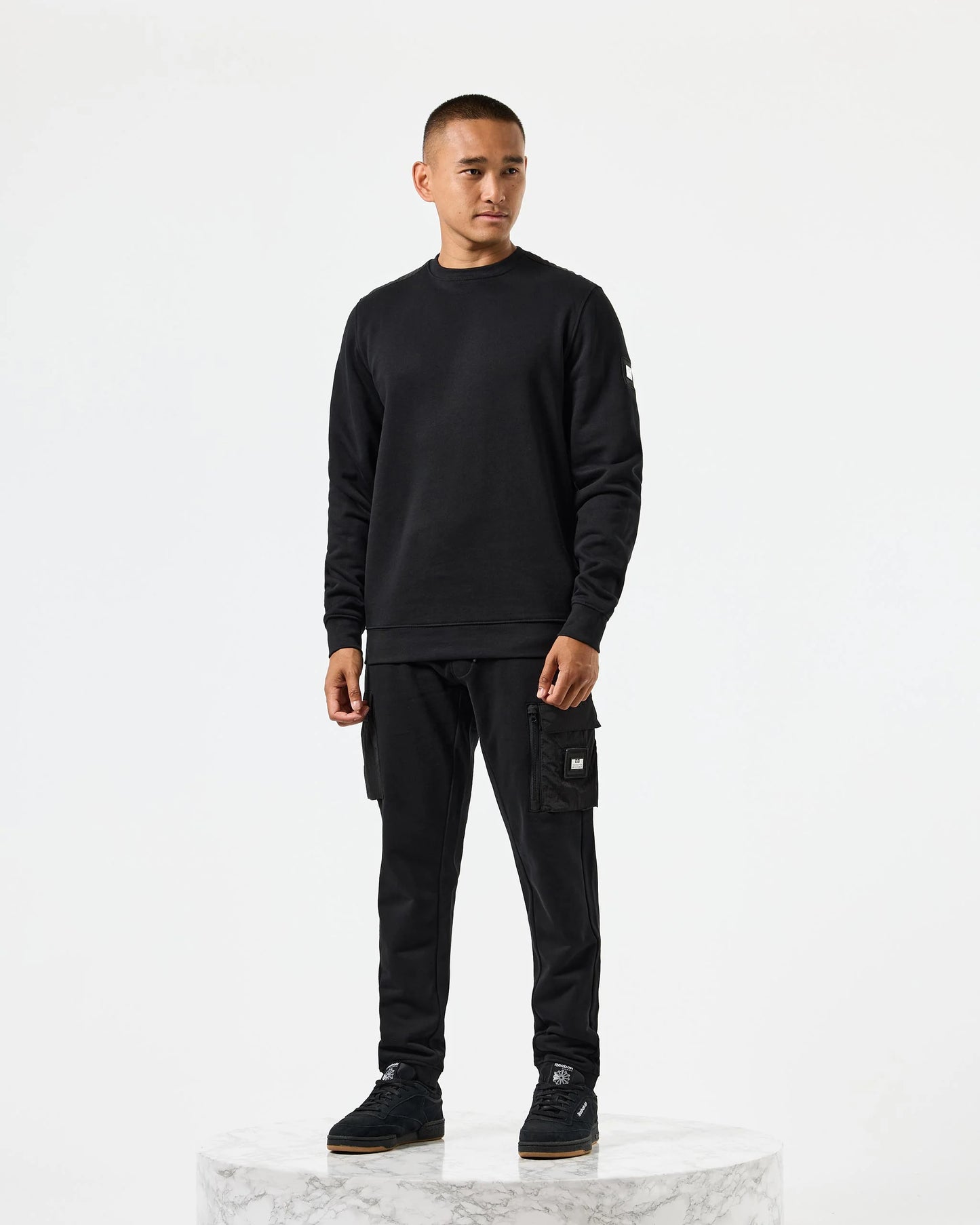 WEEKEND OFFENDER F Bomb Sweatshirt Black