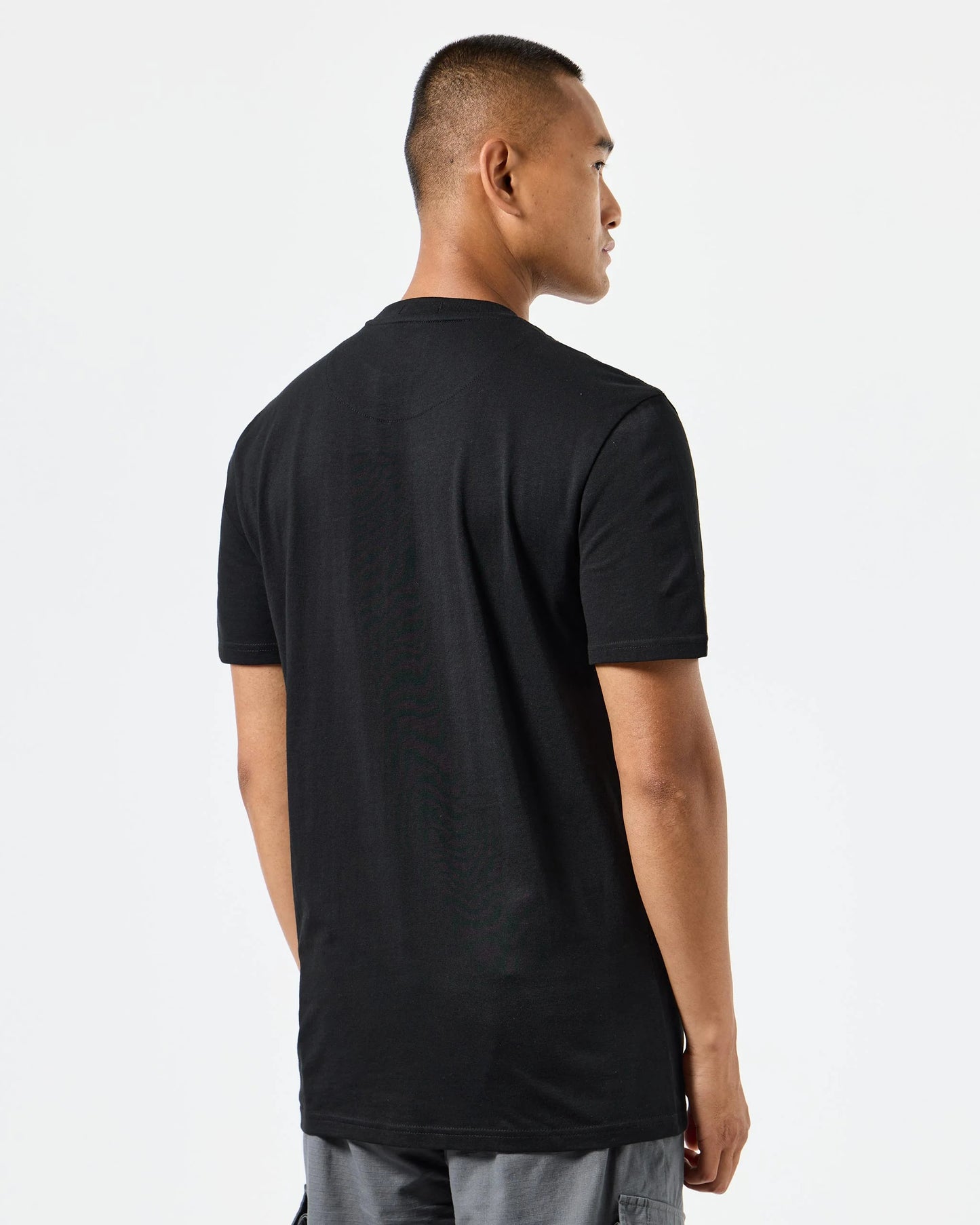 WEEKEND OFFENDER Cannon Beach T-Shirt Black