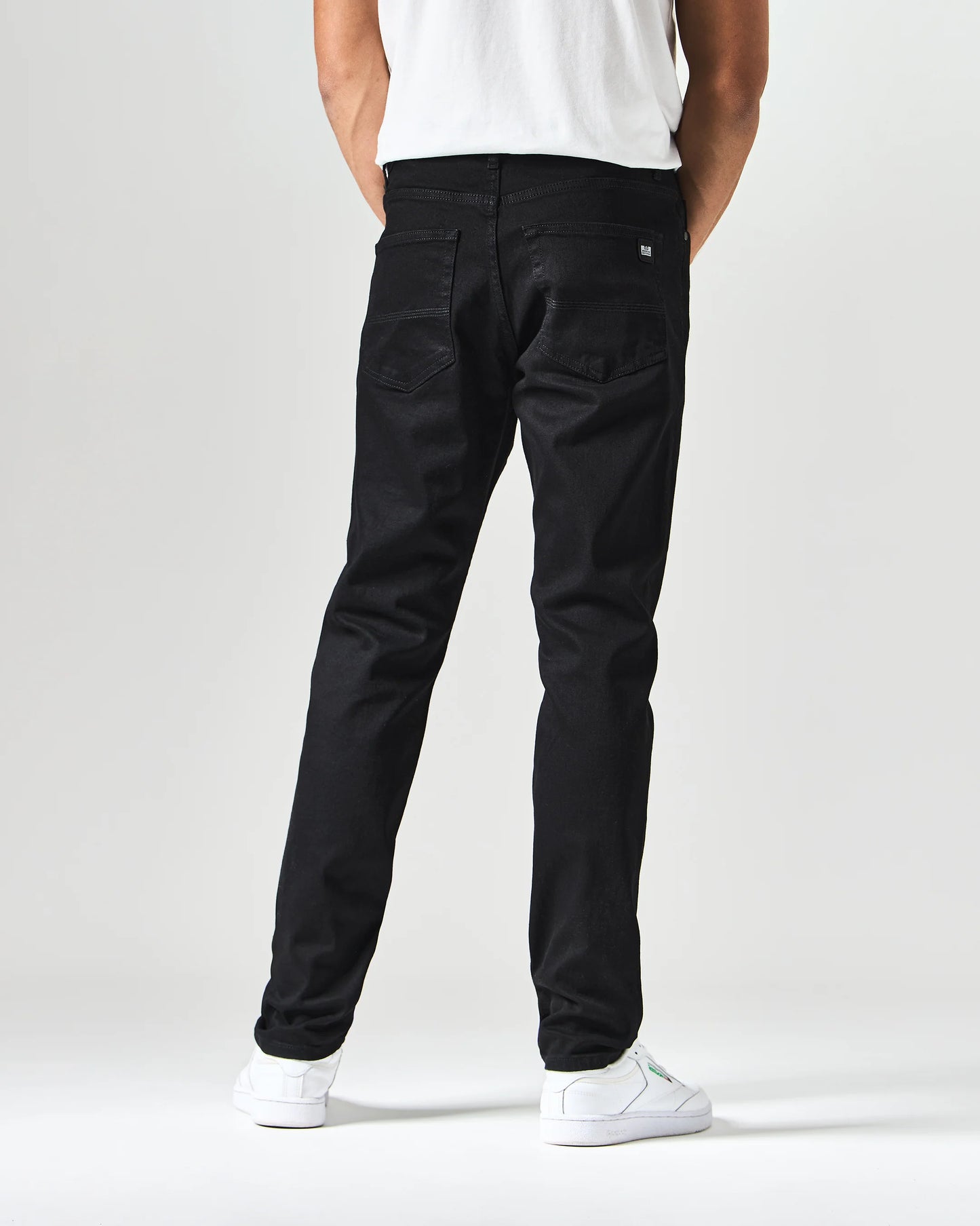 WEEKEND OFFENDER 444 Black